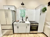 Cozy 1-bedroom Tiny House with WiFi, AC in beautiful Somerset - WiFi
