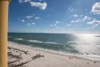 The Oasis at Orange Beach  - Lazy River + Slide, Pools, Splash Pad, Cafe & Bar.. - ジャグジー