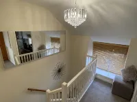 Beautiful cottage in the heart of Rhayader with riverside views ( pet friendly) Hoteles en Rhayader
