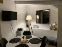 Le Petit Hameau de Chantilly - Chic and Charming Studio in the Heart of Chantilly