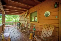 Creekfront Cabin w/ Hot Tub! Motorcycle Friendly!