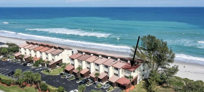 Beautiful Melbourne Beach Oceanfront Townhouse Hotels in Melbourne Beach