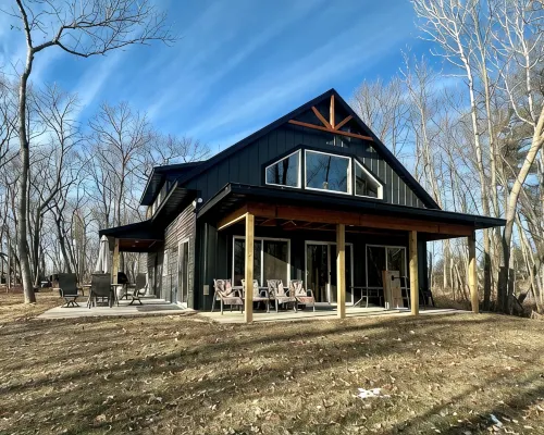 New 3 bedroom 2bath cabin on Sullivan lake Hotels in Morrison County
