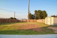 Dante’s Place-Spacious 3BR Home Near I-20 - ห้องครัว