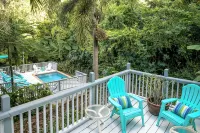 Villa de Paz, STJ 4 BR/2.5B, 2-8 guests Pool Private Renovated AC backup power - Villa