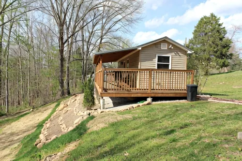 Cozy Cove. A cozy one bedroom tiny home. - 3-Star