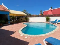 Enjoy a Ford Escape During Your Stay at the Canuku House - 2-Sterne