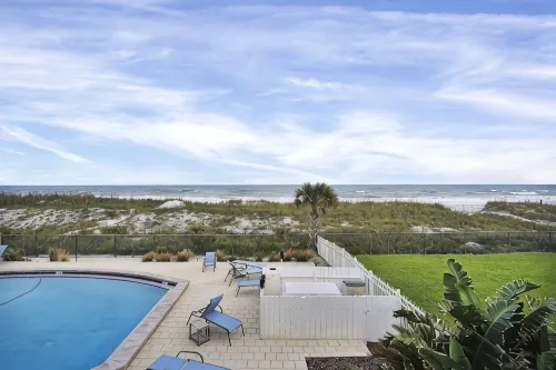 Jax Beach Front- Barefoot Bliss & Near Mayo Clinic - 4-Star