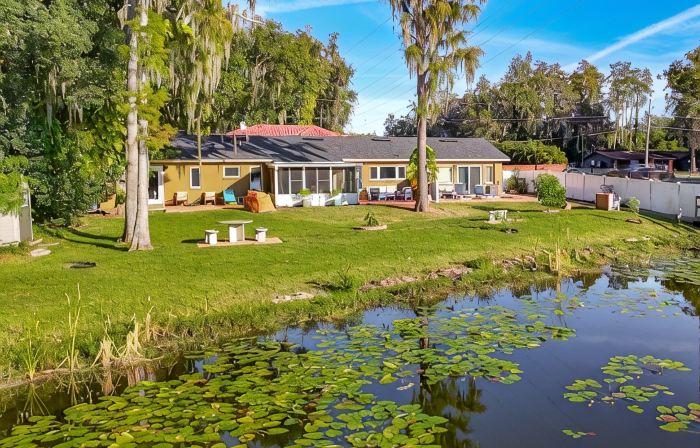 Luxurious Fishing Lake Paradise Close to Busch Garden/Moffitt Cancer Center/USF
