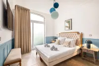 le Pavillon Ponthieu - Champs-Élysées - A House in Paris - Air Conditioning - บังกะโล