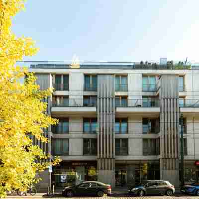 Otium Old Town Angel Plaza Hotel Exterior