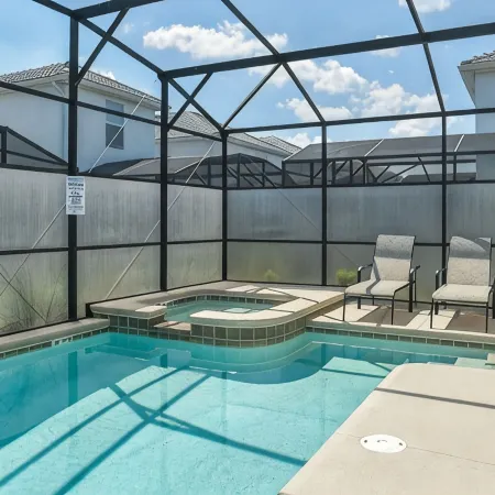 Private pool/Communal Facilities/themed bedrooms