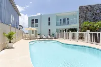 Modern Waterfront Escape w/ Pool • Steps to Clearwater Beach