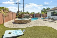 Golden Paradise POOL SPA FUN - Pools