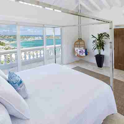 Luxury Villa, Walk to beach, BRAND NEW 55KW BACKUP GENERATOR Rooms
