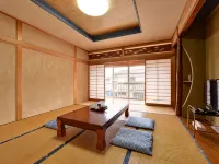Suzukiya Ryokan Hotel di Daigo