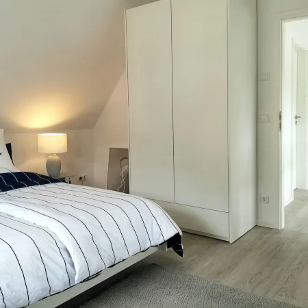 "Käptn 9a" thatched-roof villa with 105 sqm, sauna, fireplace, beach chair, double parking space