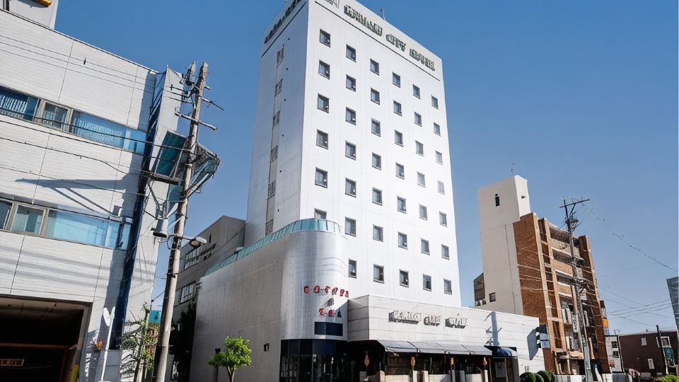 Komaki City Hotel by Lachotel