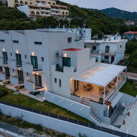 Niso Skiathos