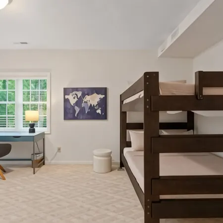 Pet Friendly-Mountain Getaway-Close 2 Everything