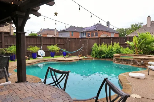 Luxurious Retreat:Heated Pool, Hot Tub Media R, Minutes from Universal Kids Park - Private Pools