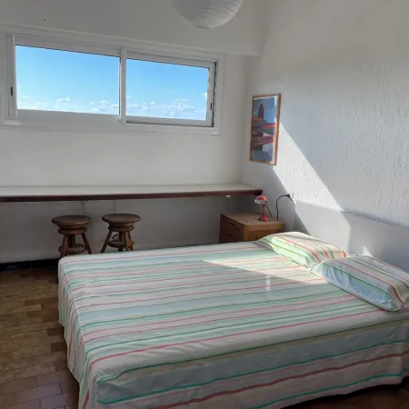 Collioure large apartment terrace swimming pool garage air-conditioning exceptional view.