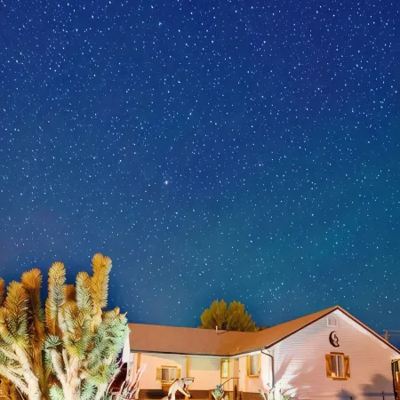 2 Bedroom Near Zion•Bryce•Wave: Hot Tub, Dining/Patio & Games - Red Rock Views!