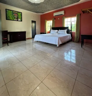 Vivienne's Rooms #6 Hotels in 