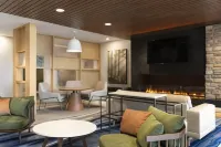 Fairfield Inn & Suites O’Fallon, IL - Pools