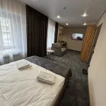 Viktoriya Hotel - parking