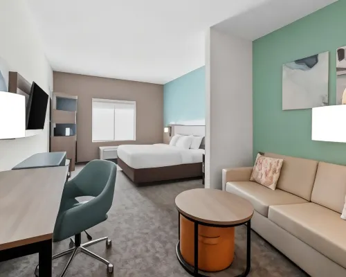 Comfort Suites Hotels in Lee County
