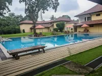 Rajarata Hotel - Pools