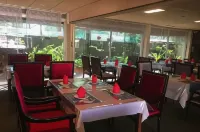 Inland Oasis Motel - breakfast