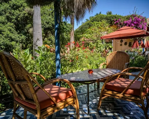 La Villa Mandarine Hotels near Hay Riad