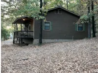 Cozy Cabin Surrounded by Beautiful Woods - Hytter