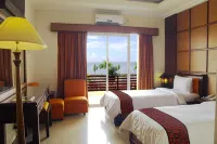 Sutan Raja Hotel Kolaka - 수영장
