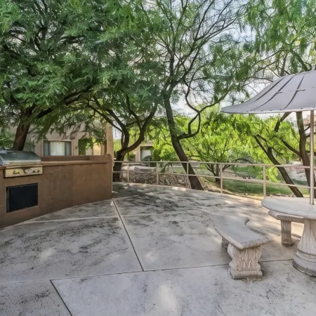 Oro Valley Condo - Nearby Golf and Hiking!