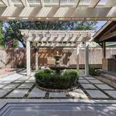 Spacious Historical Home Within Walking Distance to French Quarter Hotel Exterior
