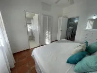Beautiful 1 Bed Apartment on West Coast - Close to Beach - balcony