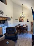 Cozy Abby Ln. Condo - Homestays