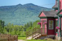 Charming Applebrook Historic Home - Mountain Views & Spacious Grounds - 3-Star