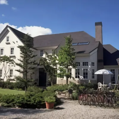 Le Mont Vert โรงแรมใกล้โบสถ์คารุอิซาวะ
