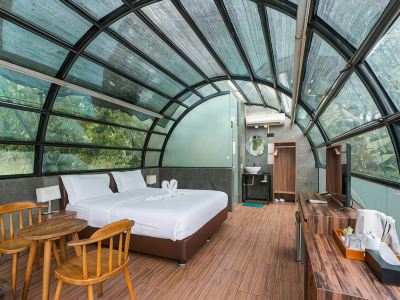 Lot449 Glass House