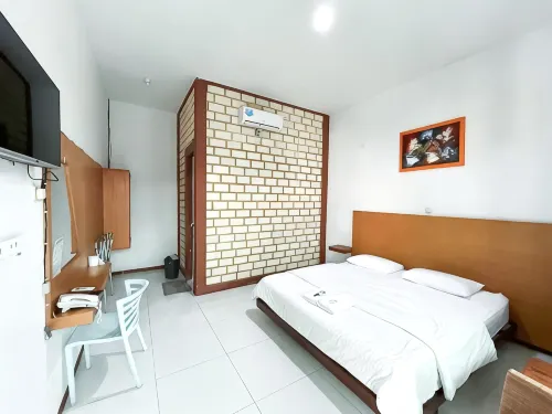 Hotel Pondok Hexa Seaside - parking