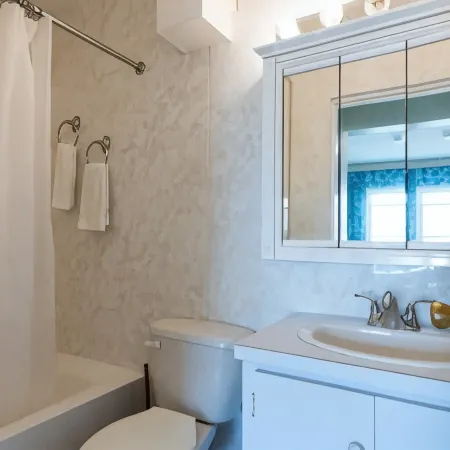 Clairfont, Jobson's Cove / Warwick Long Bay/ Horseshoe Beach -  APARTMENT 4