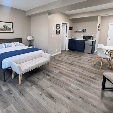 Relax N Rentals Modern Riverside 2Br Algoma WI