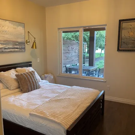 2 bedroom Oceanfront  - Billing spit