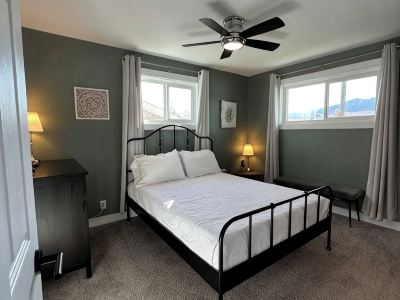 The View on 87th Osoyoos 2 bedroom, 1.5 bath, covered patio view vacation home.