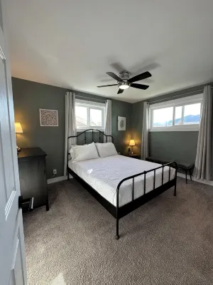 The View on 87th Osoyoos 2 bedroom, 1.5 bath, covered patio view vacation home. - 3-Star