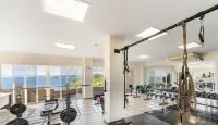 Unbelievable 3br Penthouse with amazing ocean views & private Rooftop patio - Gym